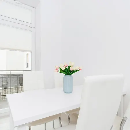 Two Bedroom Apartment - Rzeszowska 8 Street Krakov Exteriér fotografie